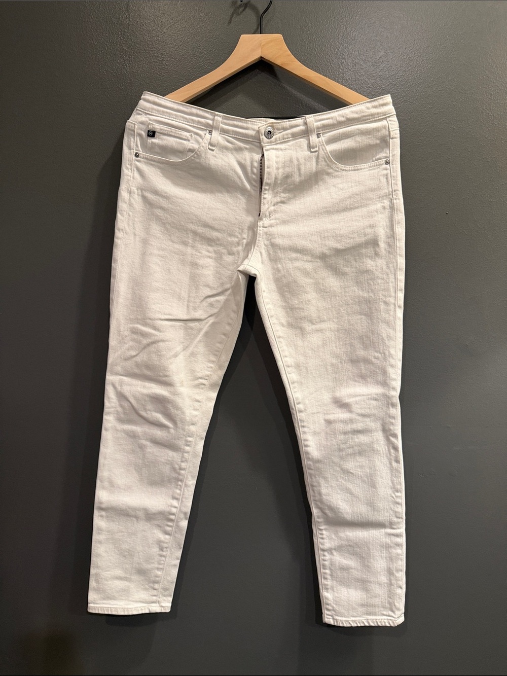 Ag Adriano Goldschmied White Cropped Ankle Jeans - Slim Fit